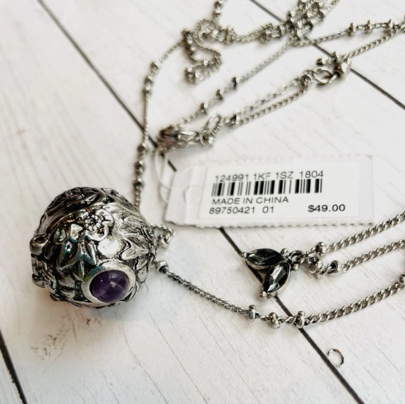 J. Jill's silver etched egg necklace - Picture 4 of 8